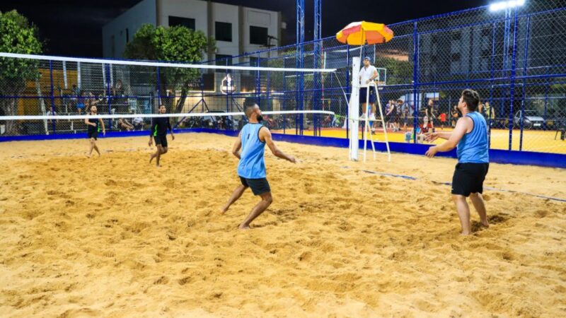 Festival Esportivo reuniu cerca de 500 atletas na Praça da Juventude